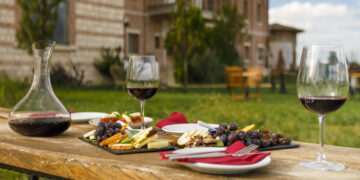 What to taste in İzmir: Exploring Türkiye’s Aegean flavours
