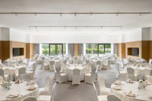 Mövenpick Resort Al Marjan Island Combines Beachfront Weddings with MICE Facilities 