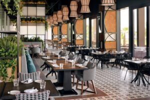 Mövenpick Resort Al Marjan Island Combines Beachfront Weddings with MICE Facilities 